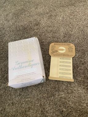 Vintage Electrolux Genuine Authentiques Vacuum Cleaner Filter Bags 20 count